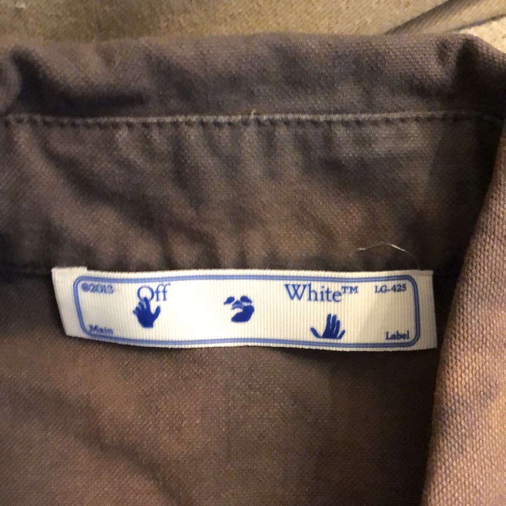 Off White Flash $159 - image 2